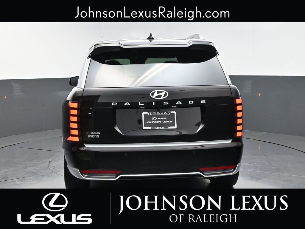 Used 2026 Hyundai Palisade Calligraphy FWD image 8