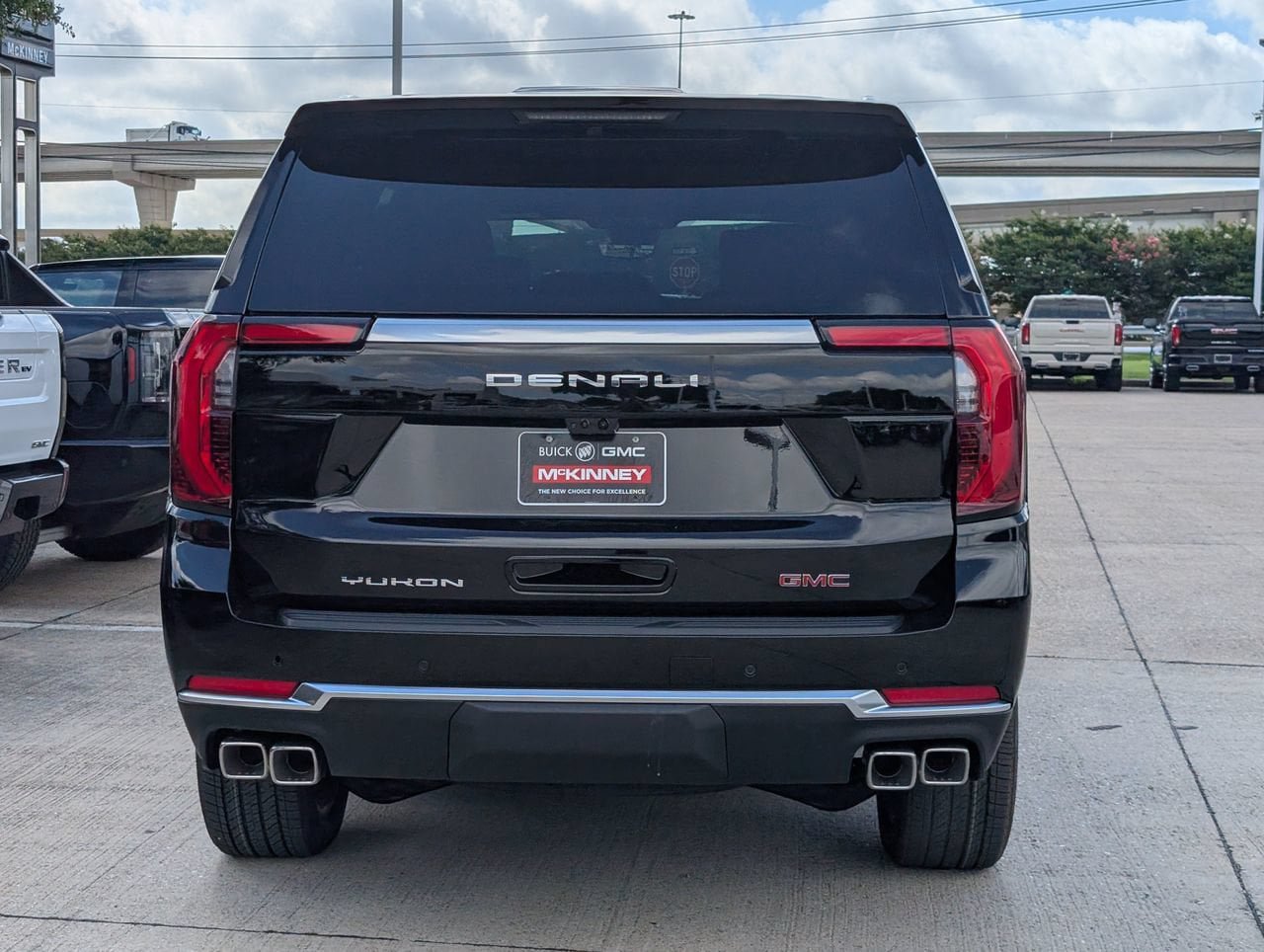 New 2026 GMC Yukon Denali w/ Advanced Technology Package AWD/4WD image 5