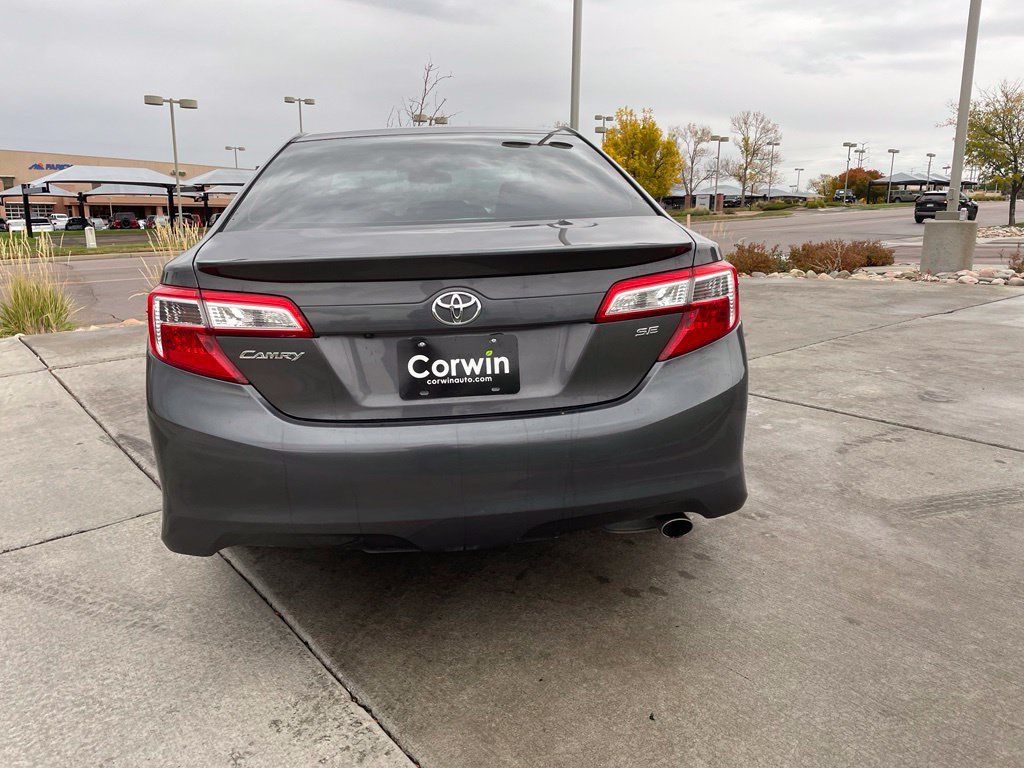 Used 2014 Toyota Camry SE FWD image 6