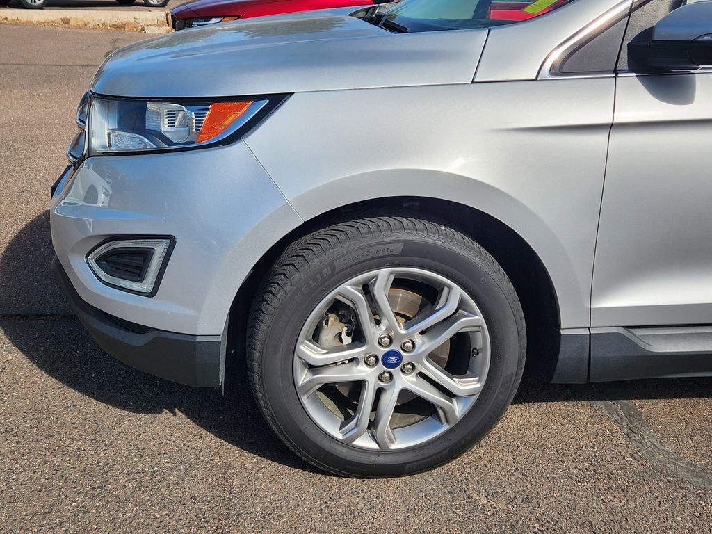 Used 2015 Ford Edge Titanium w/ Technology Package AWD/4WD image 10