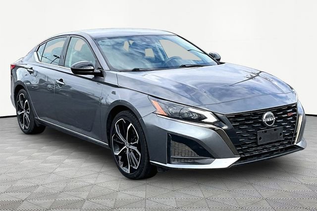 Used 2024 Nissan Altima 2.5 SR