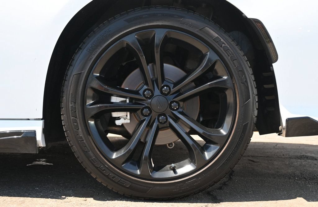 Used 2021 Dodge Charger R/T RWD image 9