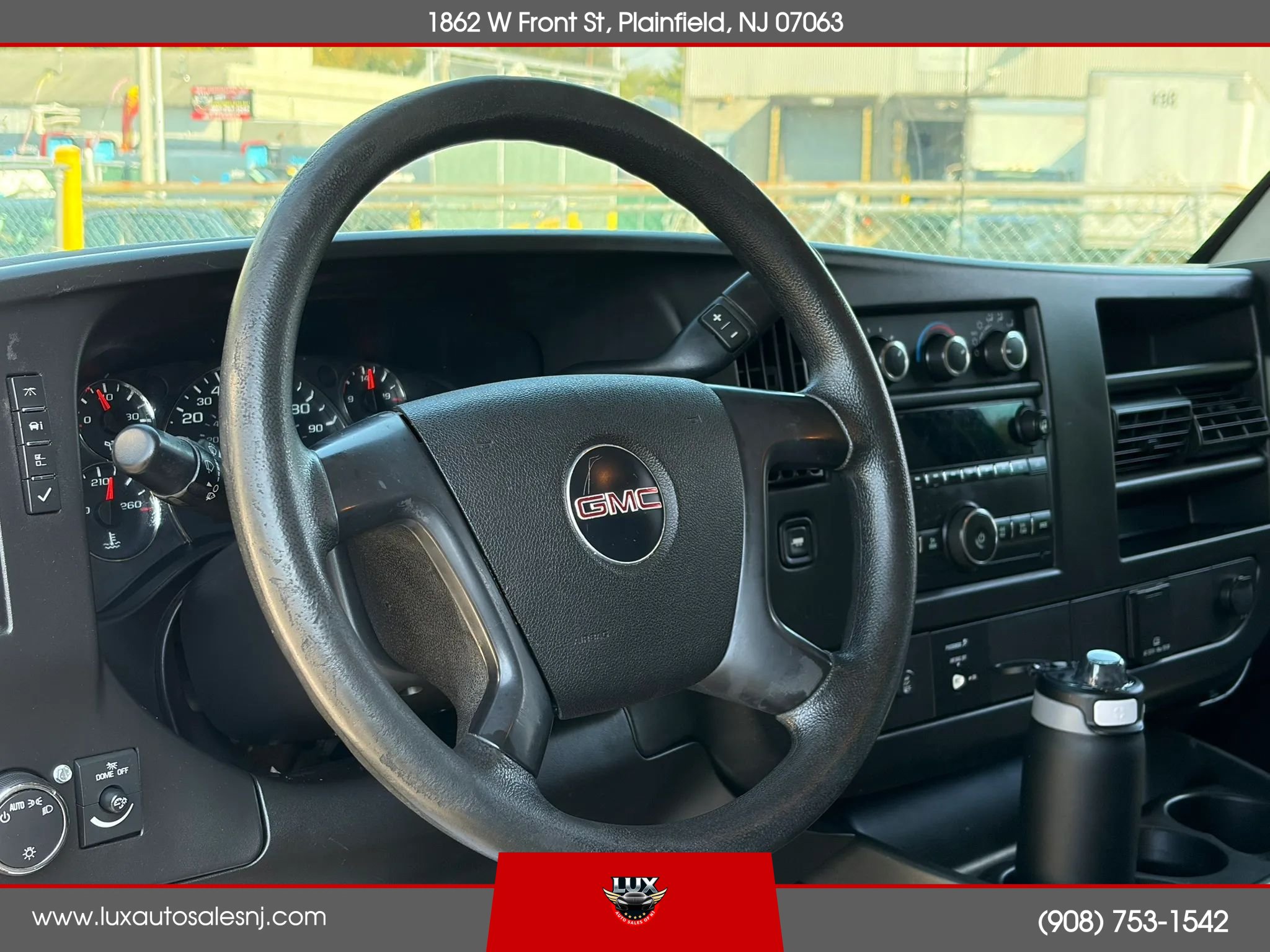 Used 2015 GMC Savana 3500 RWD image 21