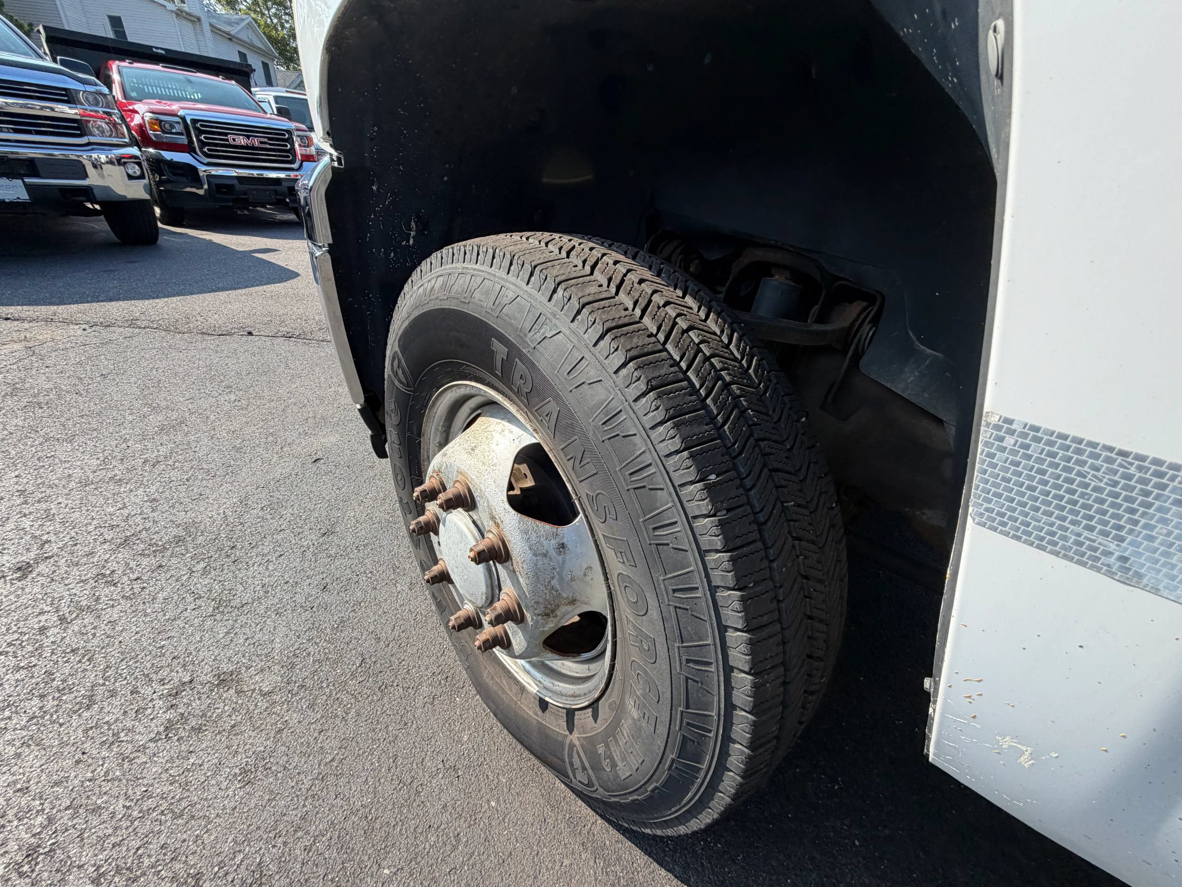 Used 2011 Chevrolet Silverado 3500 W/T AWD/4WD image 16