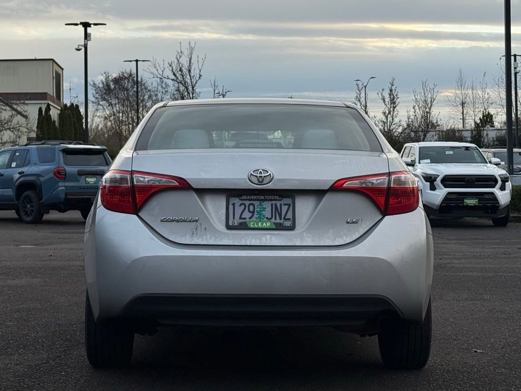 Used 2016 Toyota Corolla LE image 4