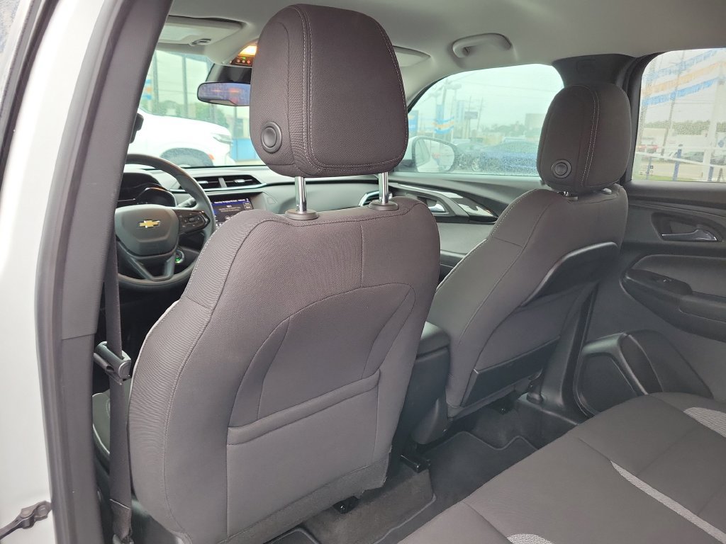 Used 2022 Chevrolet TrailBlazer LT w/ Driver Confidence Package FWD image 16