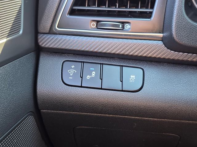 Used 2018 Hyundai Elantra Sport FWD image 40