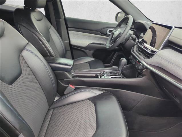 Used 2023 Jeep Compass Latitude AWD/4WD image 26