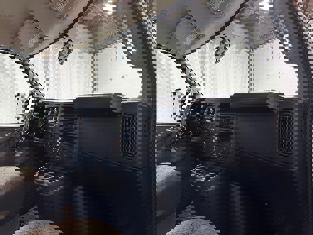 Used 2022 Chevrolet Express 3500 w/ Power Convenience Package image 42