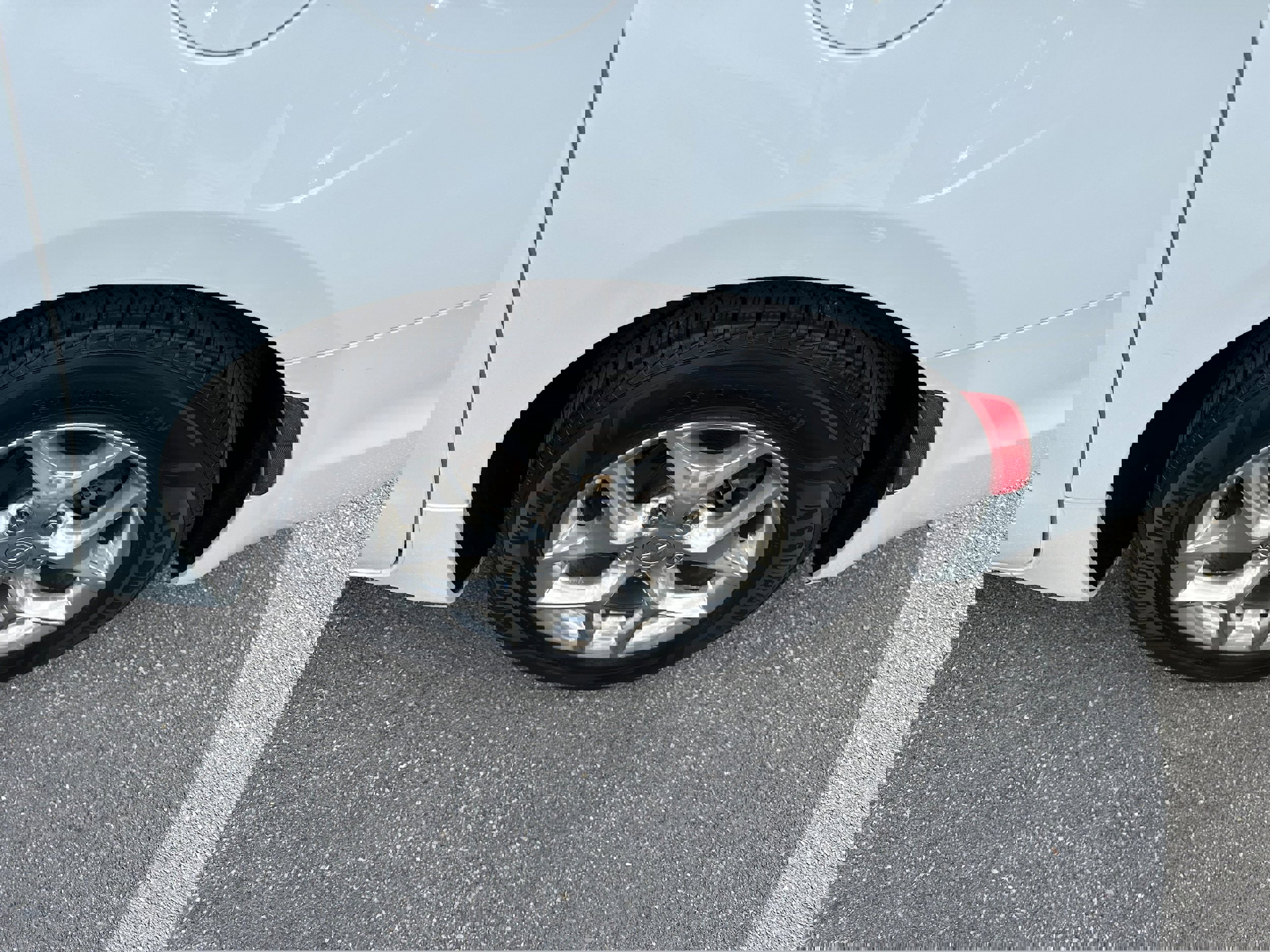 Used 2018 Chrysler Pacifica Limited image 9