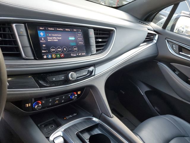 Used 2023 Buick Enclave Essence w/ Experience Buick Package FWD image 25