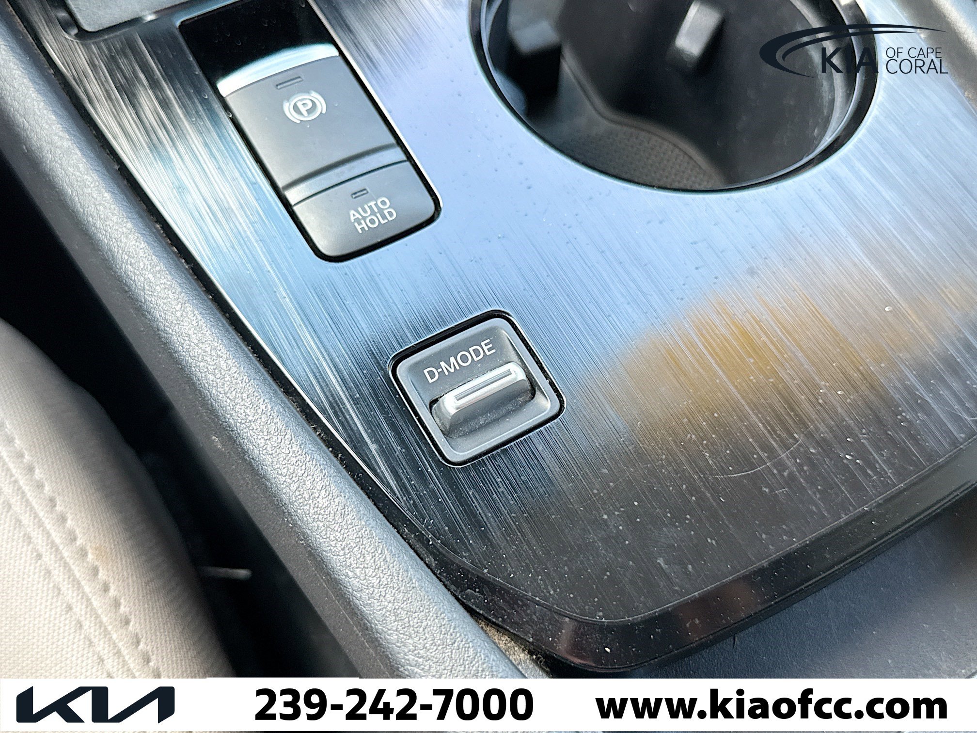 Used 2023 Nissan Rogue SV image 27