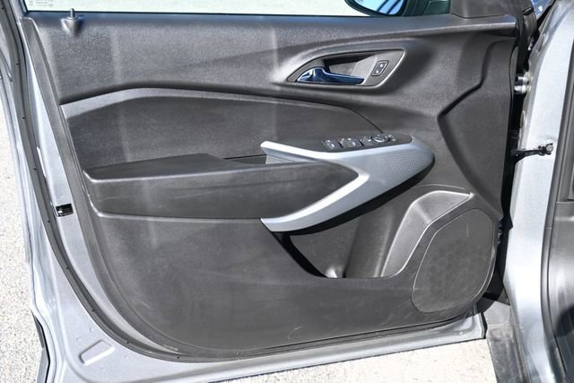 Used 2025 Chevrolet Trax LS image 10