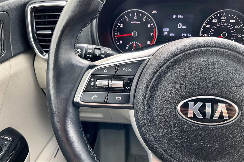 Certified 2022 Kia Sportage EX w/ EX Technology Package image 18