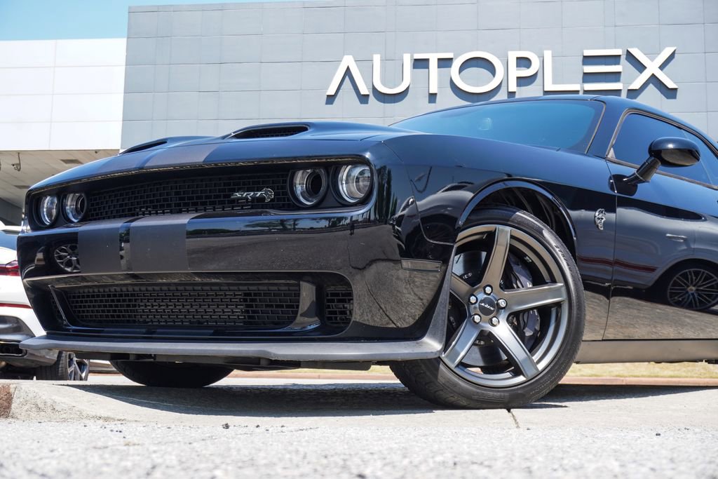 Used 2022 Dodge Challenger SRT Hellcat Redeye RWD image 2
