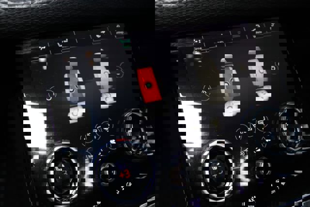 Used 2018 Land Rover Range Rover Velar R-Dynamic SE image 19