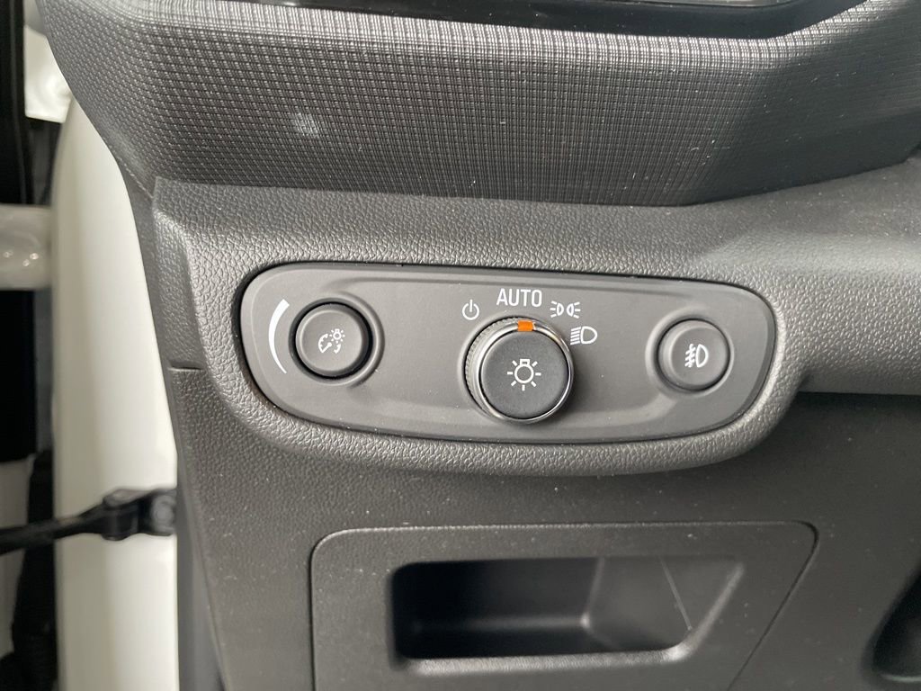 Used 2023 Chevrolet TrailBlazer LT FWD image 13