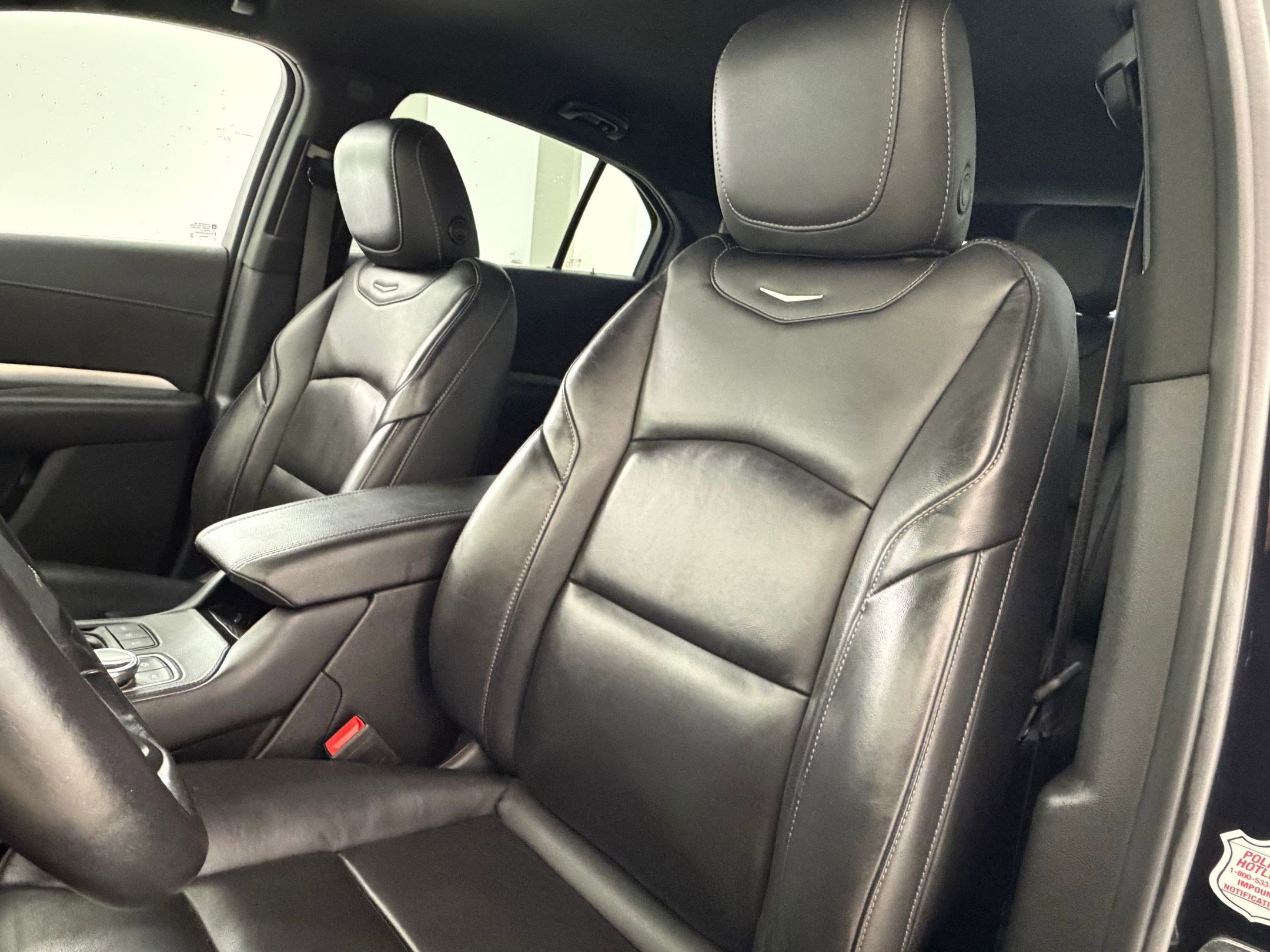 Used 2023 Cadillac XT4 Premium Luxury image 20