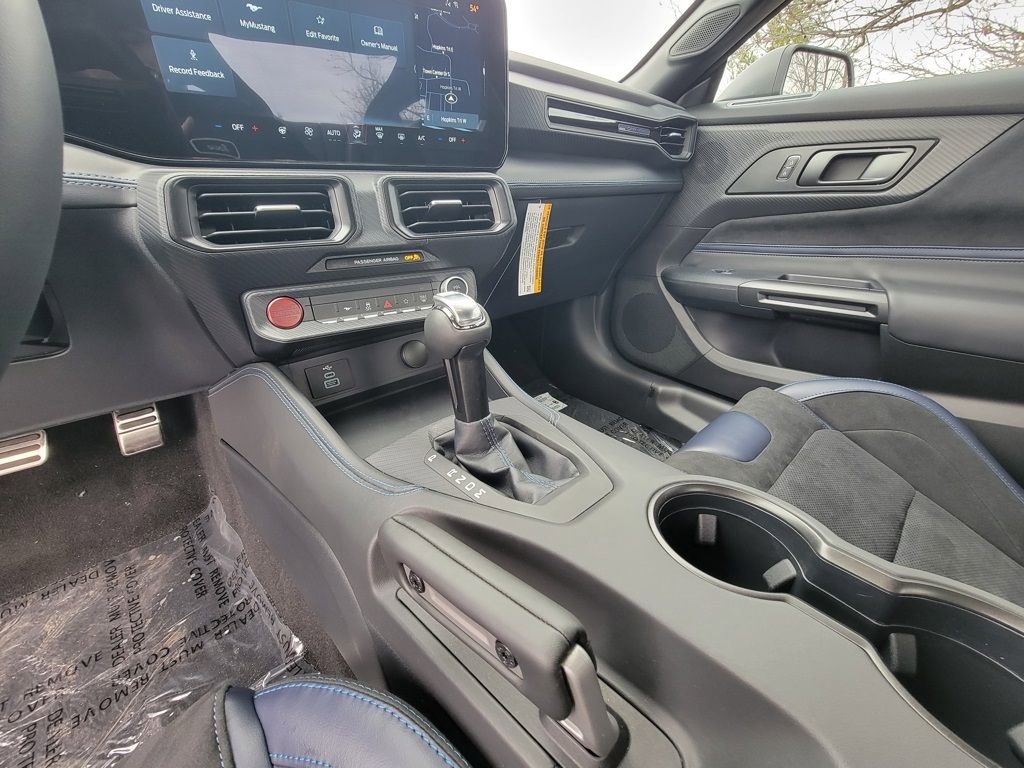 New 2025 Ford Mustang Dark Horse image 30
