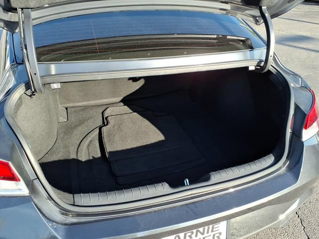 Used 2021 Hyundai Elantra SEL FWD image 19