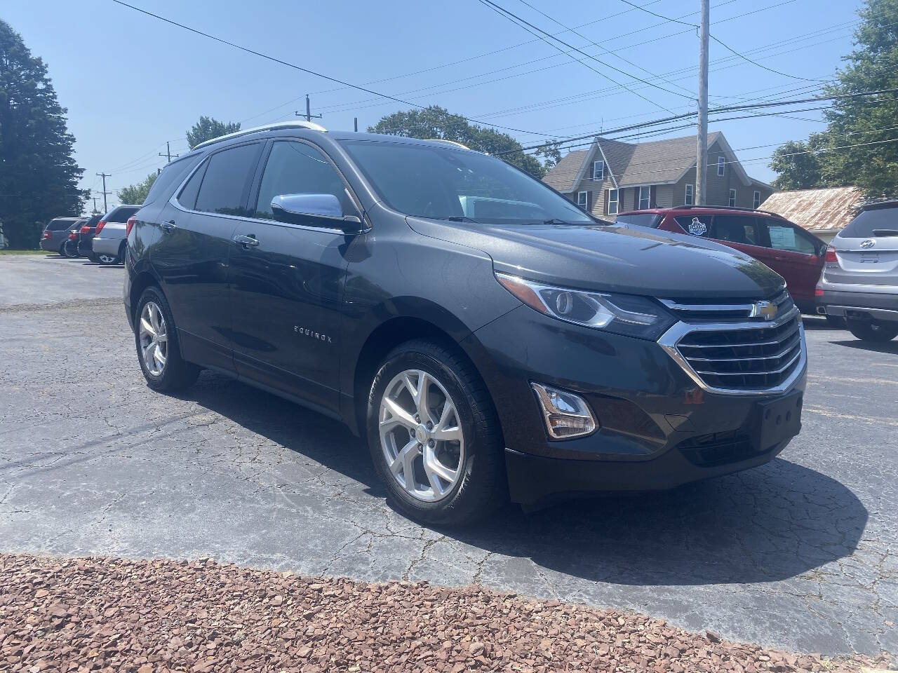 Used 2018 Chevrolet Equinox Premier AWD/4WD image 2