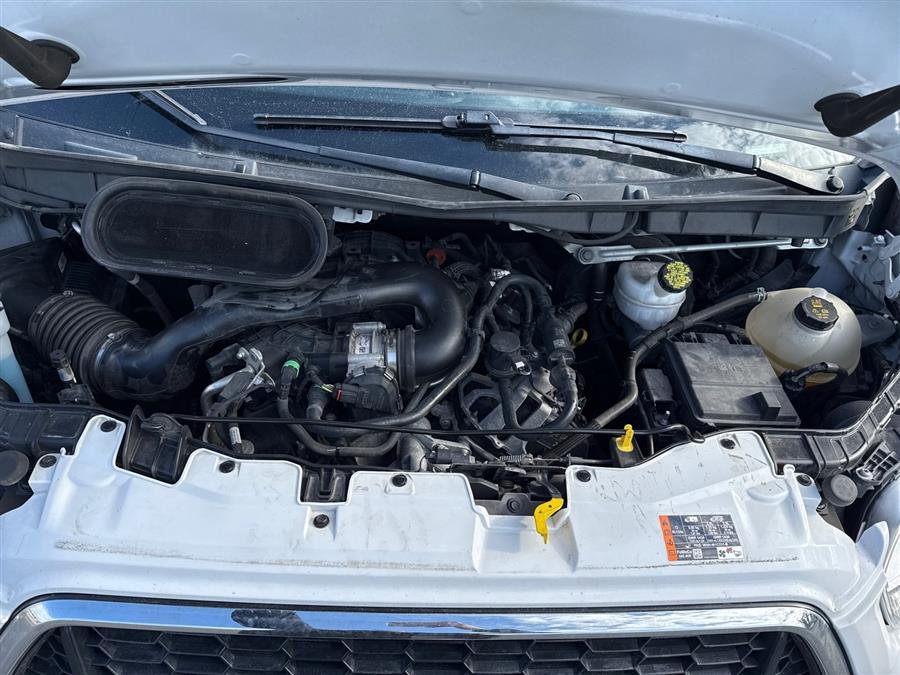 Used 2022 Ford Transit 350 XLT image 32