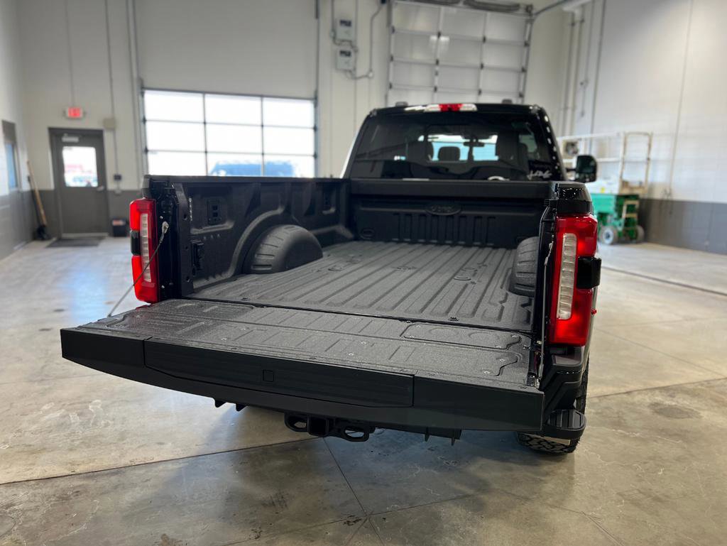 New 2026 Ford F350 Lariat w/ Black Appearance Package image 21
