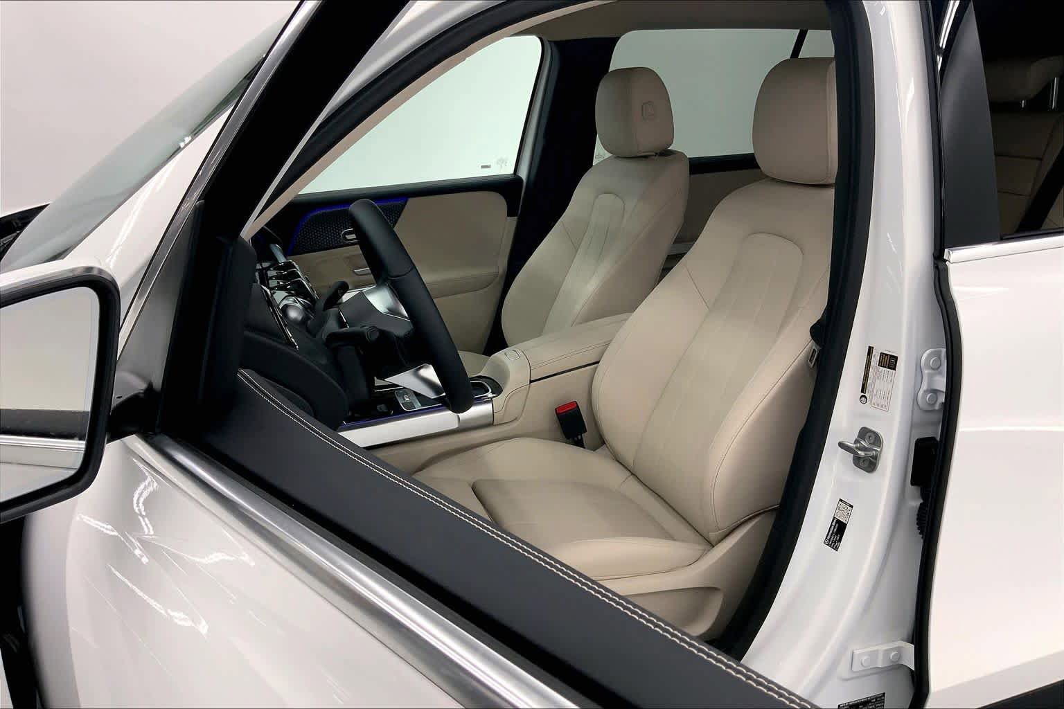 New 2026 Mercedes-Benz GLB 250 image 22