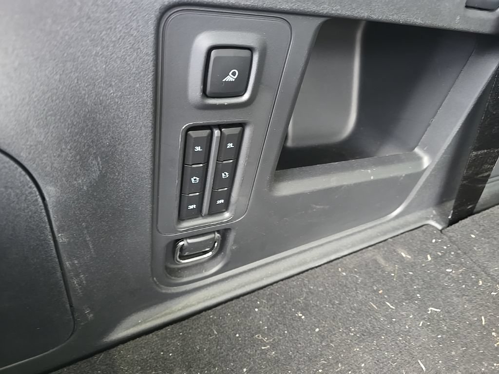 Used 2026 Ford Expedition Platinum w/ Platinum Ultimate Package AWD/4WD image 10