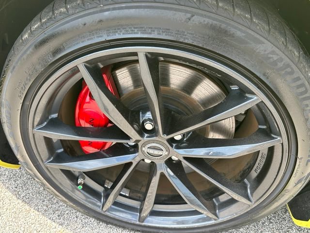 Used 2024 Nissan Z Performance w/ Floor Mat Package RWD image 8