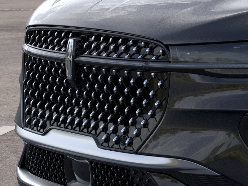 New 2026 Lincoln Nautilus Premier AWD/4WD image 17
