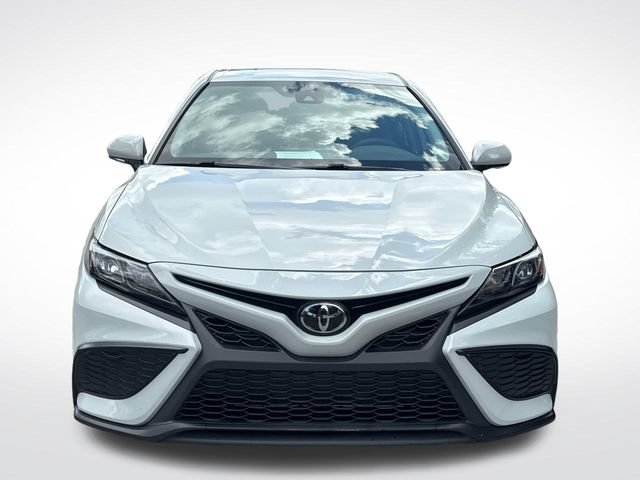 Used 2022 Toyota Camry SE AWD/4WD image 10