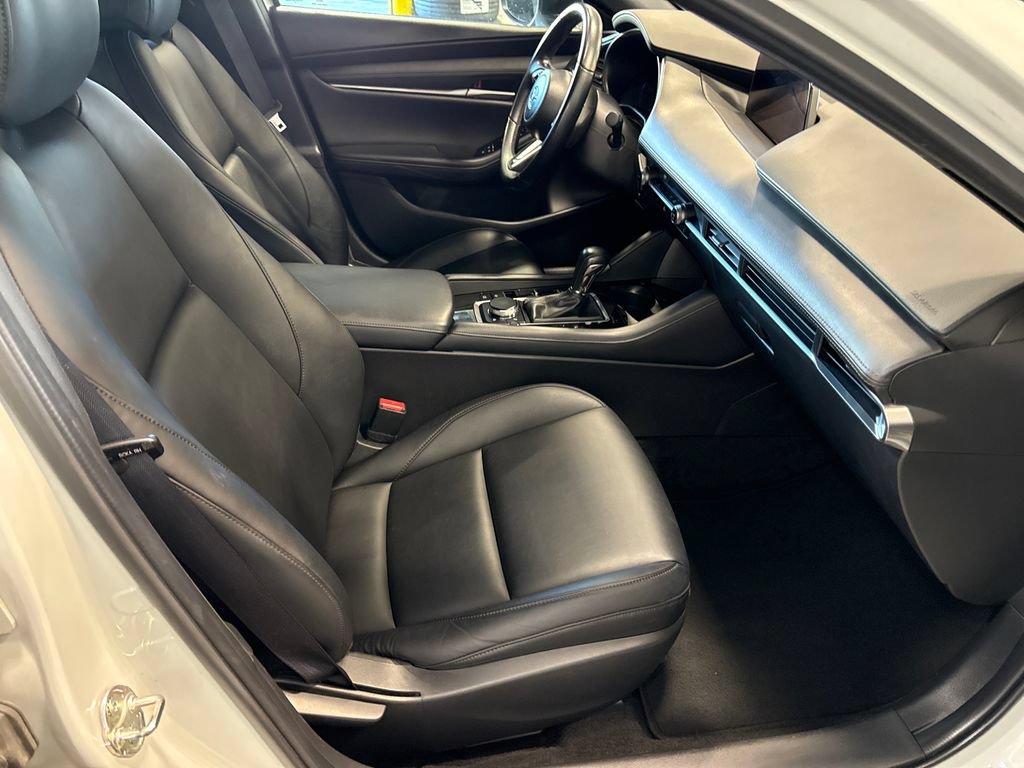 Certified 2025 MAZDA MAZDA3 s Sport FWD image 13