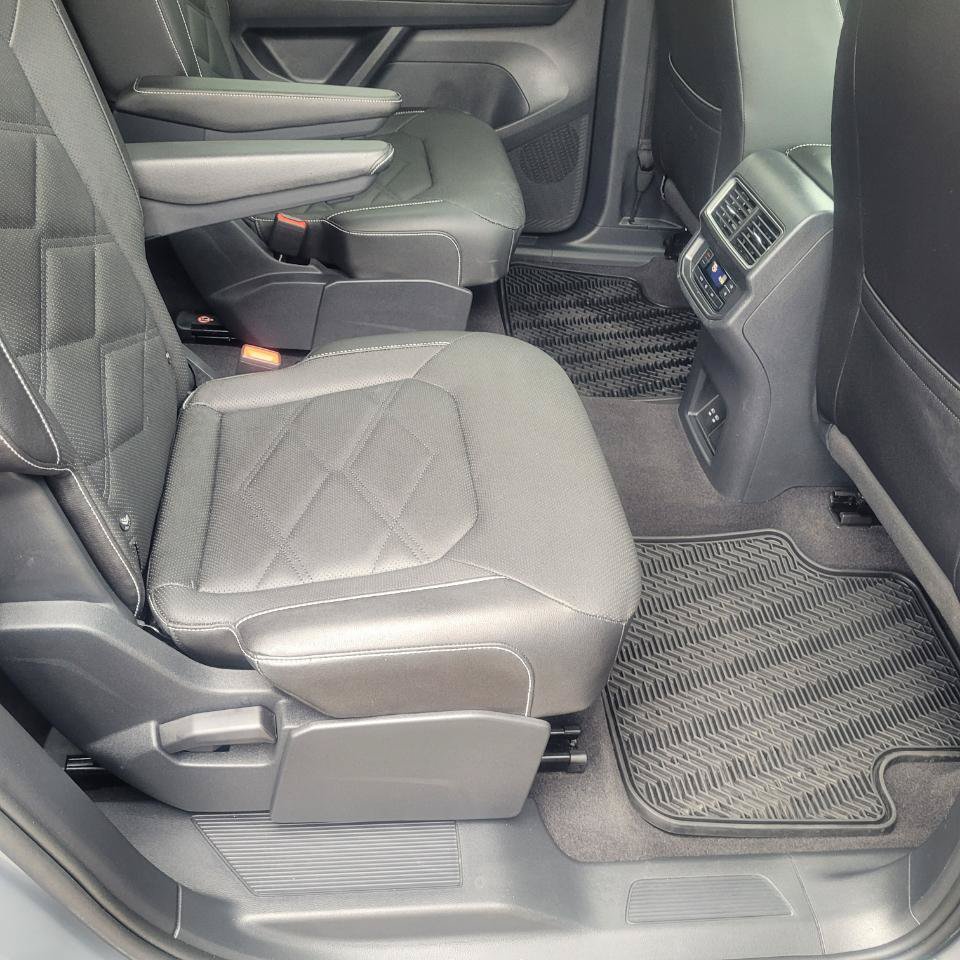 Used 2026 Volkswagen Atlas SE AWD/4WD image 34