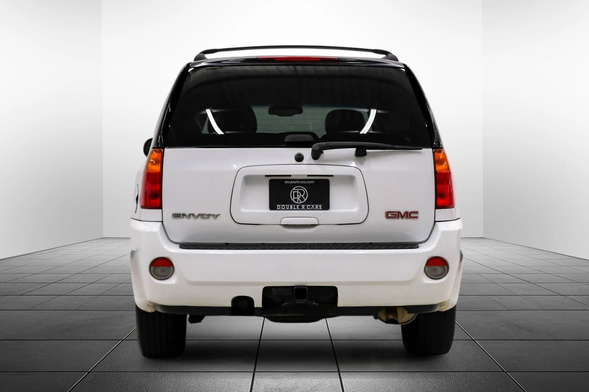 Used 2009 GMC Envoy Denali w/ Sun And 6-Disc Cd Package AWD/4WD image 10