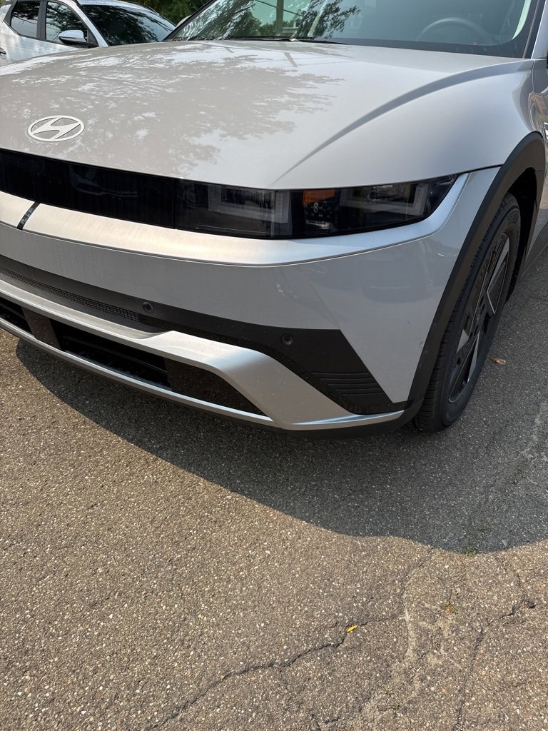 New 2025 Hyundai Ioniq 5 SEL image 9