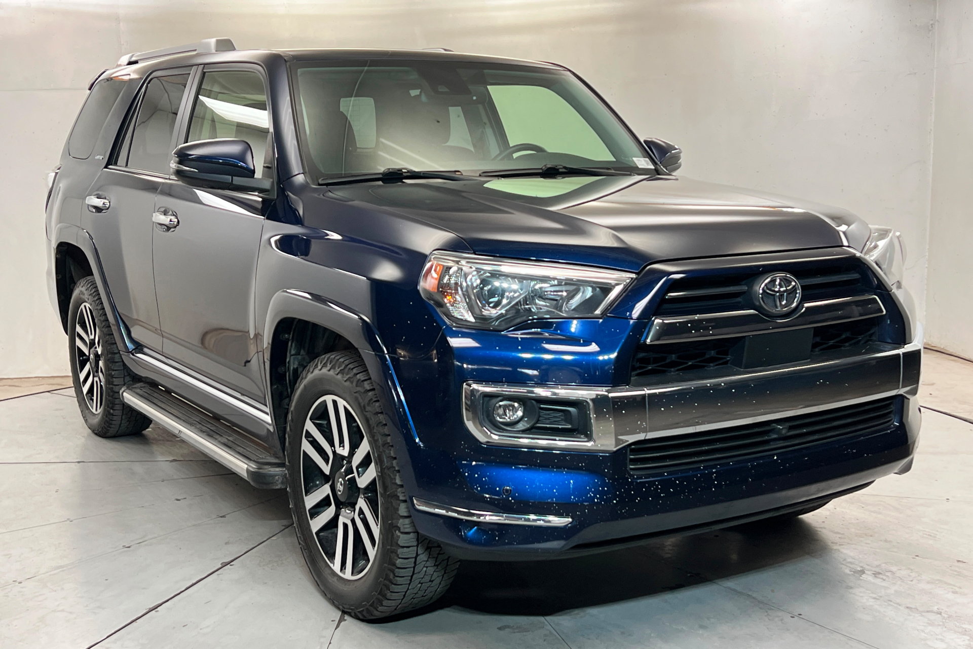 Used 2023 Toyota 4Runner Limited AWD/4WD image 8
