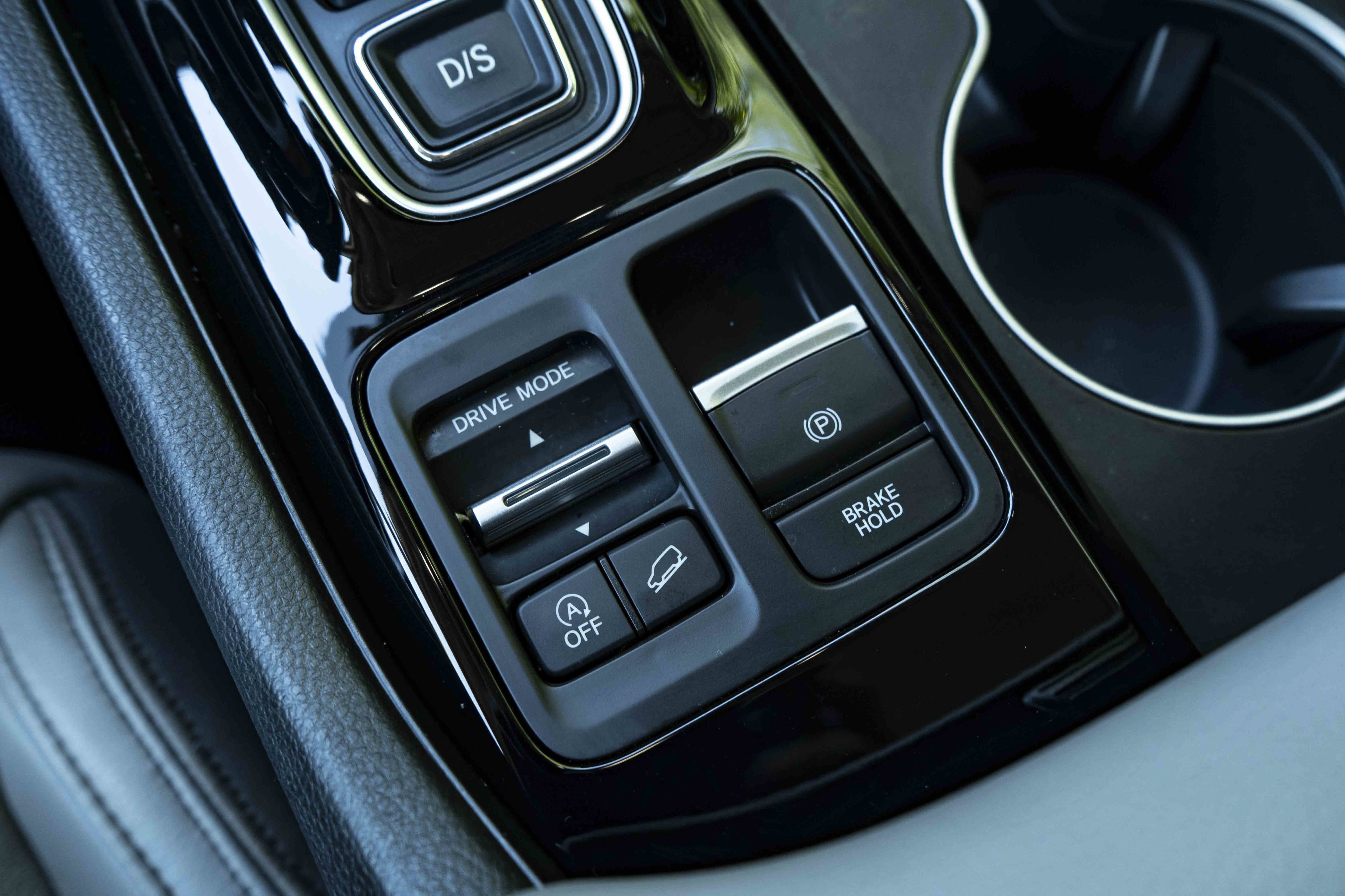 Certified 2024 Honda Pilot Touring image 29