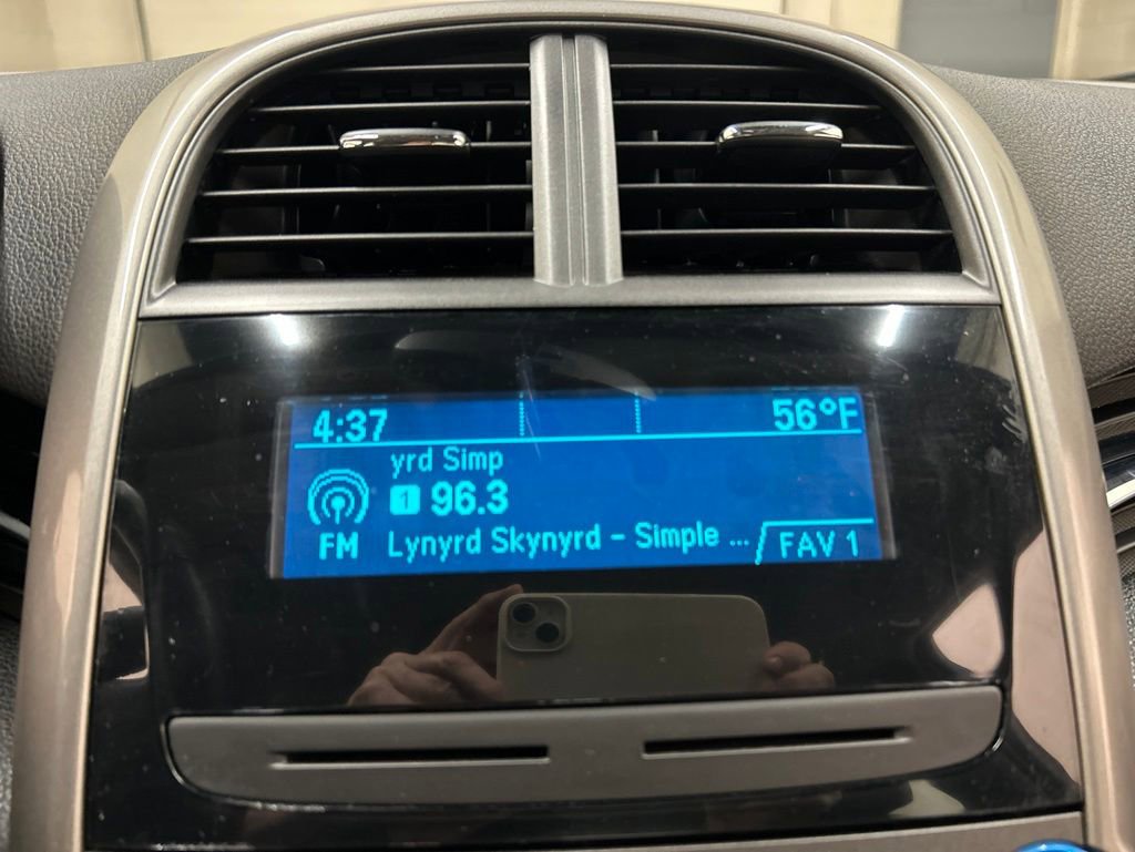 Used 2013 Chevrolet Malibu LS FWD image 25
