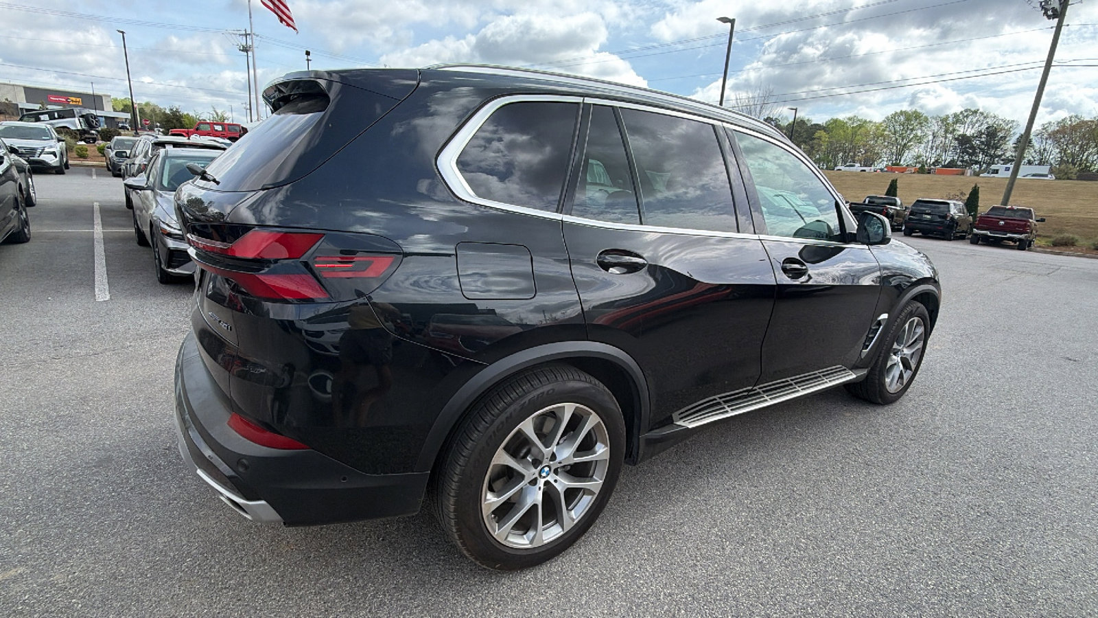 Used 2024 BMW X5 xDrive40i AWD/4WD image 8