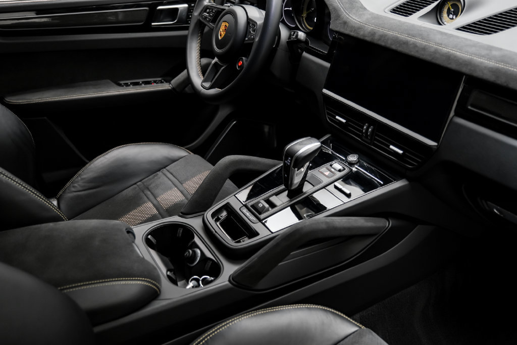 Used 2023 Porsche Cayenne Turbo GT AWD/4WD image 26