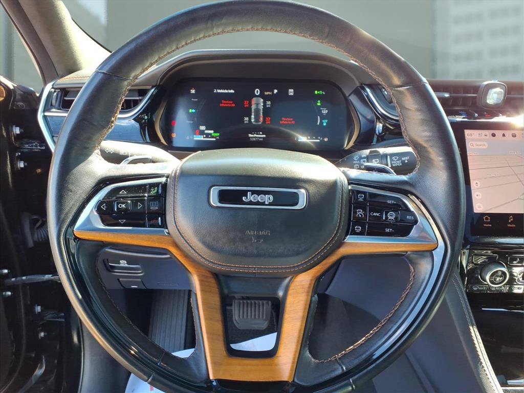Certified 2023 Jeep Grand Cherokee Summit AWD/4WD image 11
