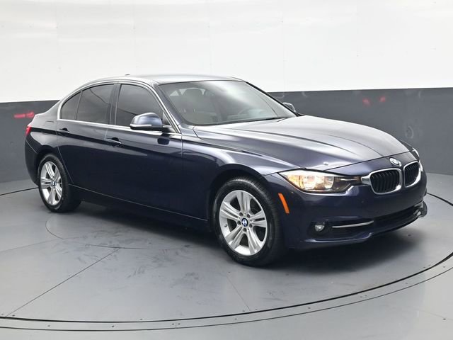Used 2017 BMW 330i Sedan image 2