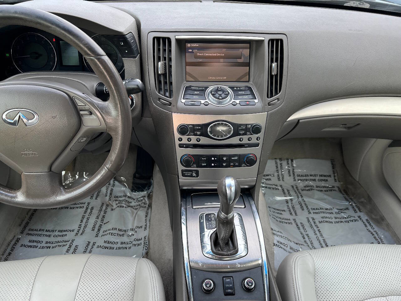 Used 2011 INFINITI G37 x Sedan AWD/4WD image 30