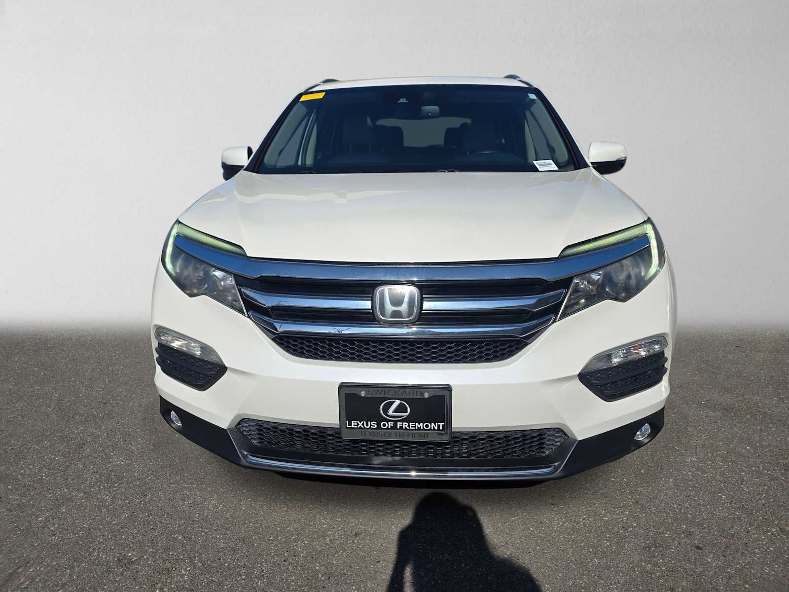 Used 2018 Honda Pilot Touring image 8