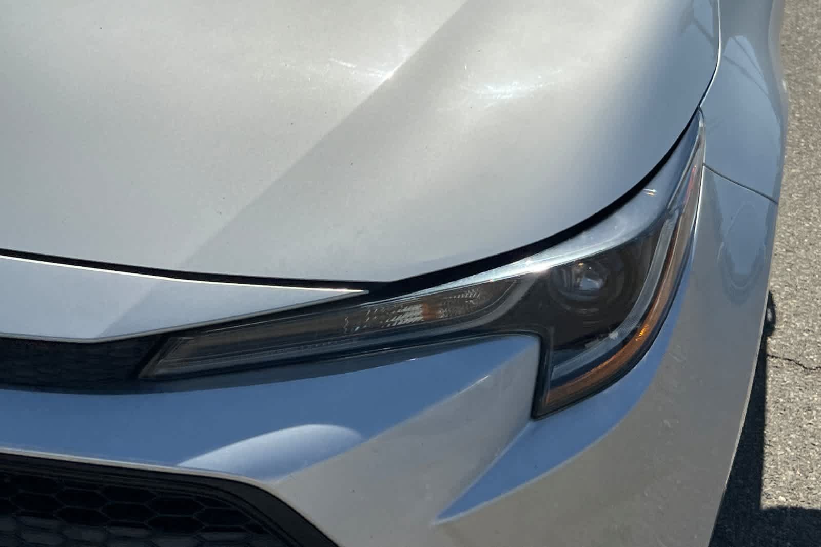 Used 2020 Toyota Corolla LE FWD image 11