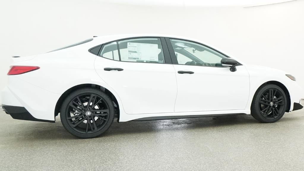 New 2026 Toyota Camry Hybrid FWD image 26