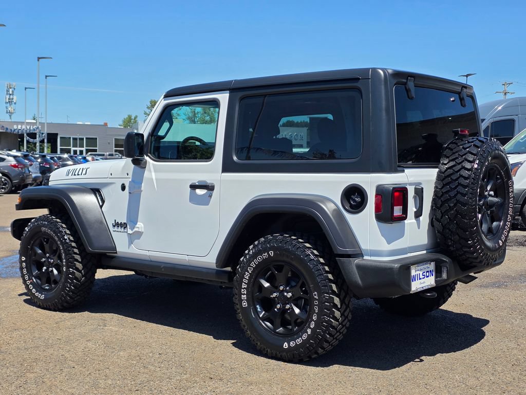 Used 2022 Jeep Wrangler Sport AWD/4WD image 2