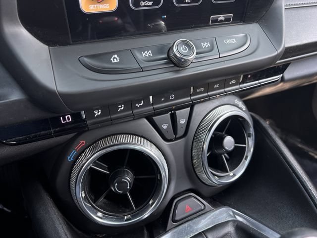 Used 2017 Chevrolet Camaro SS RWD image 18