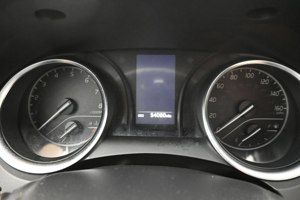 Used 2018 Toyota Camry LE FWD image 13